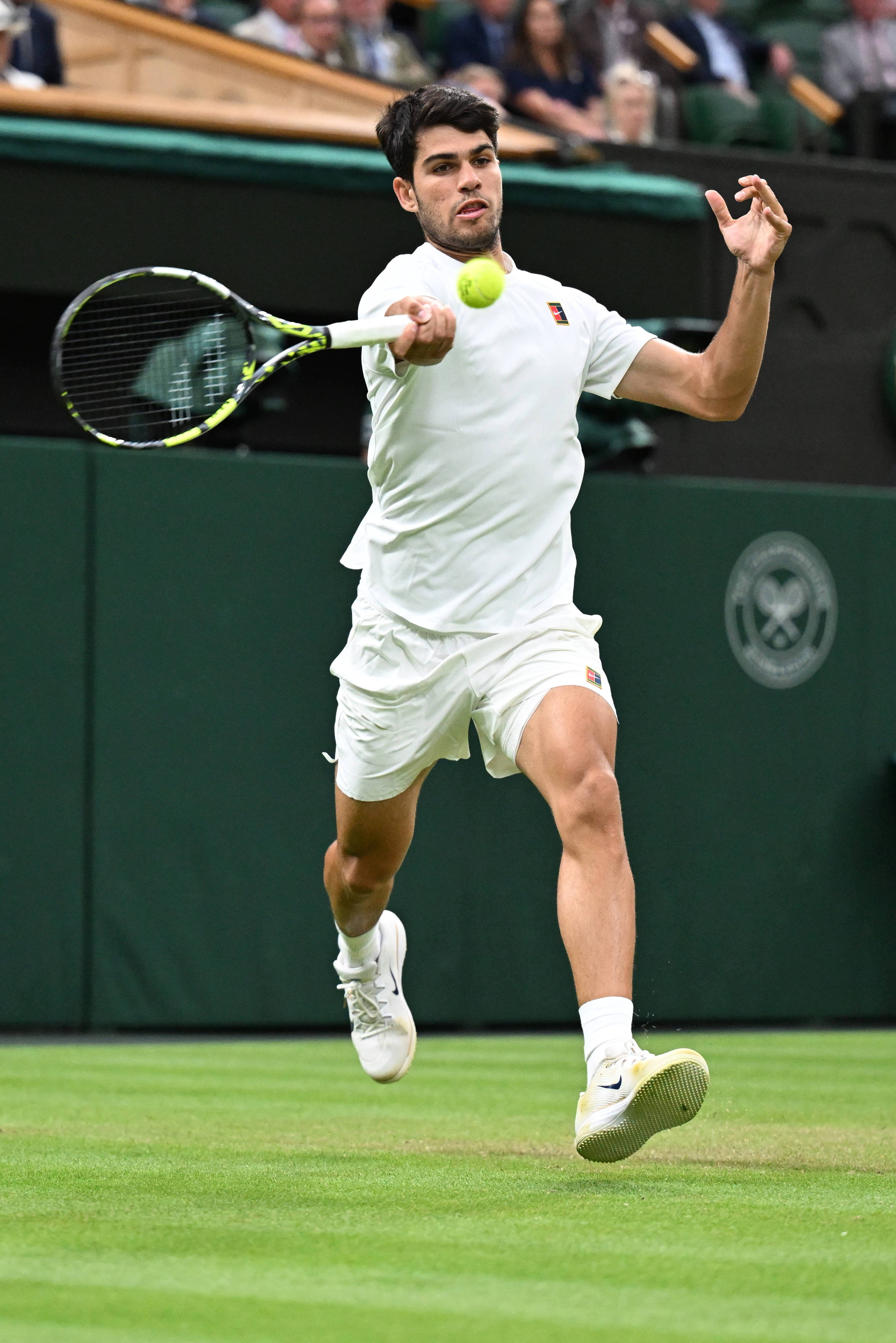 英国网球队鏖战欧洲网球队,阿尔卡拉斯绝境逆转 英国网球队鏖战欧洲网球队,阿尔卡拉斯绝境逆转