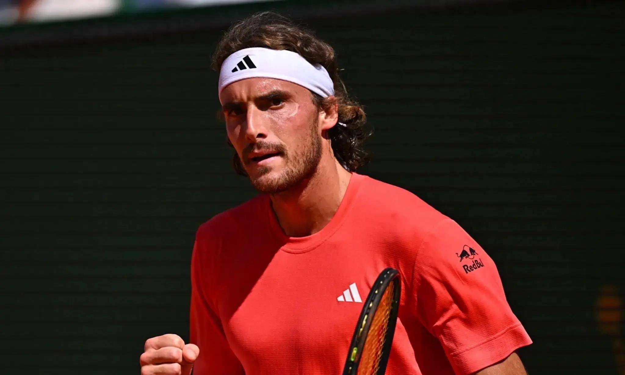 ATP总决赛轻取蒙特卡洛大师赛，西西帕斯高光表现